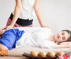 Relax & Rejuvenate: Professional Massage Services In  Málaga Benalmádena - 1