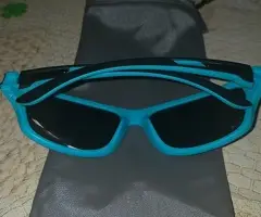 GAFAS  DE  SOL  POLARIZADAS  15  € - 6