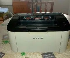 IMPRESORA  SAMSUNG  NUEVA  30  € - 9