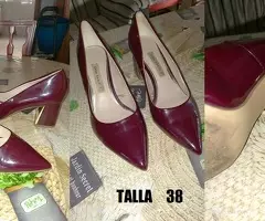 ZAPATOS   DE   ZARA   8  € - 2